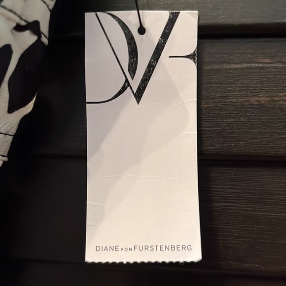 DIANEvonFURSTENBERG  Avalon Corset Top Jungle Diamond Black - Size 4 - Picture 4 of 9